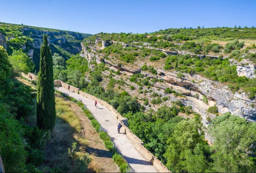 Le Brianyourhosthelper Διαμέρισμα Minerve Εξωτερικό φωτογραφία